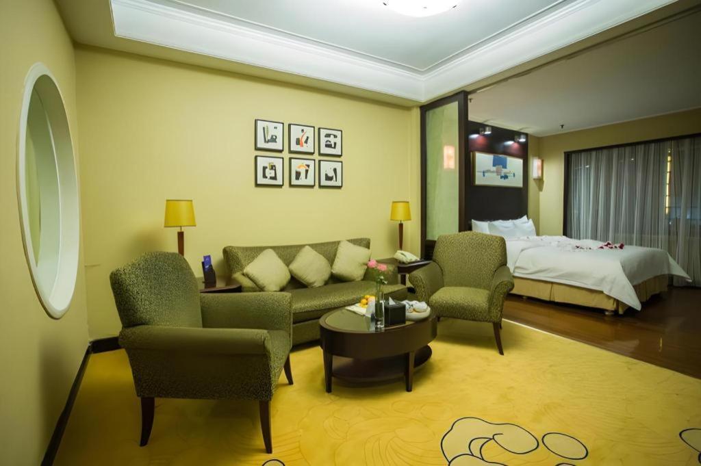 Qingdao Blue Horizon Hotel Laoshan Exterior foto