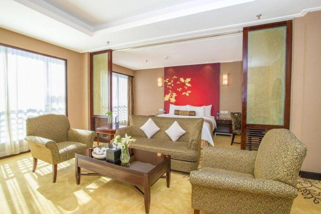 Qingdao Blue Horizon Hotel Laoshan Exterior foto
